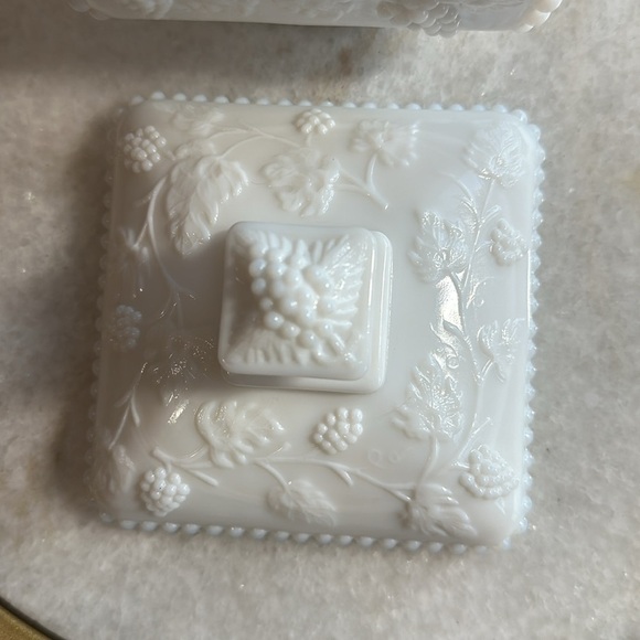 Vintage | Westmoreland Milk Glass Candy Dish + Lid | Milk Glass Storage - Picture 3 of 9